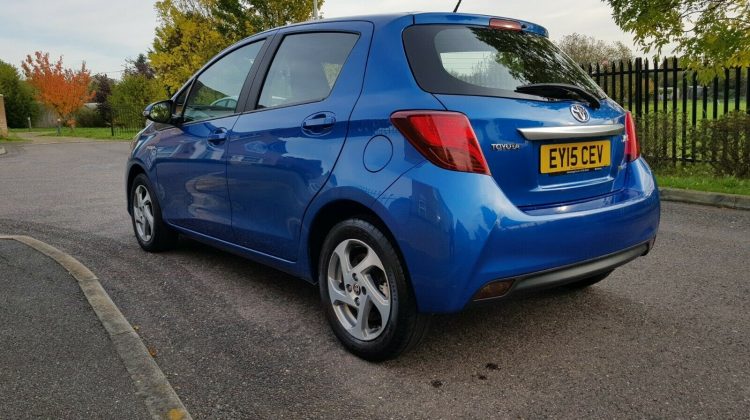 2015 Toyota Yaris Hybrid Auto