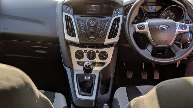 Ford Focus Zetec Turbo 1.0 EcoBoost 125 bhp (not st rs vrx GTI m sport s3 amg)