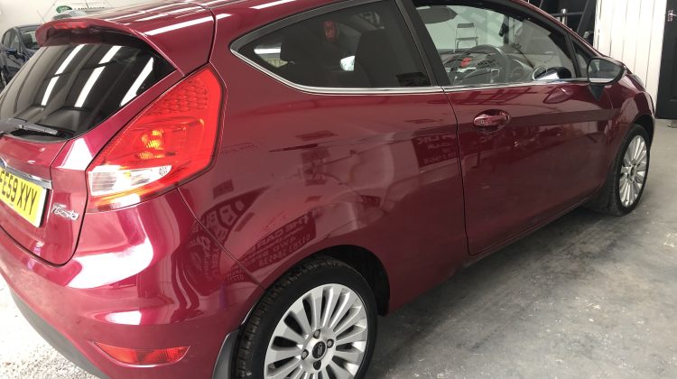 STUNNING FORD FIESTA 1.6 TDCI TITANUIM RED EDITION 57K FSH