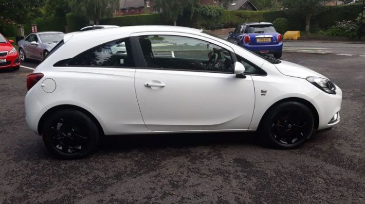 VAUXHALL CORSA SRI ECOFLEX (2016) – WHITE