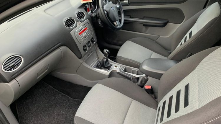 Ford Focus 1.6 Zetec 3dr