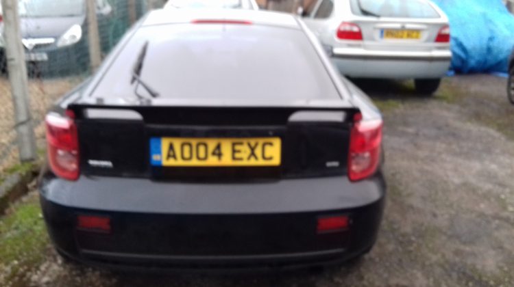 Toyota Celica 1.8 VVTI in Black – Red Edition