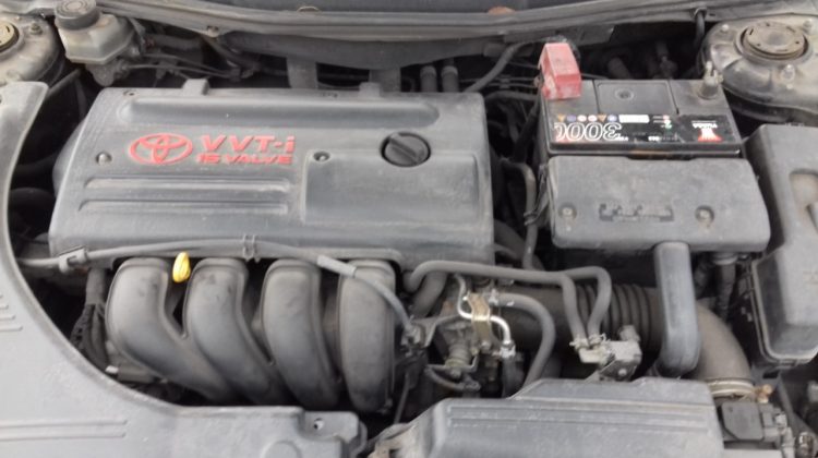 Toyota Celica 1.8 VVTI in Black – Red Edition