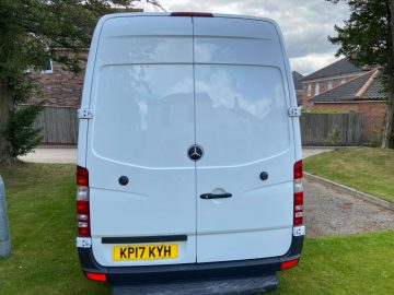 Mercedes Benz 3.5t High Roof Van