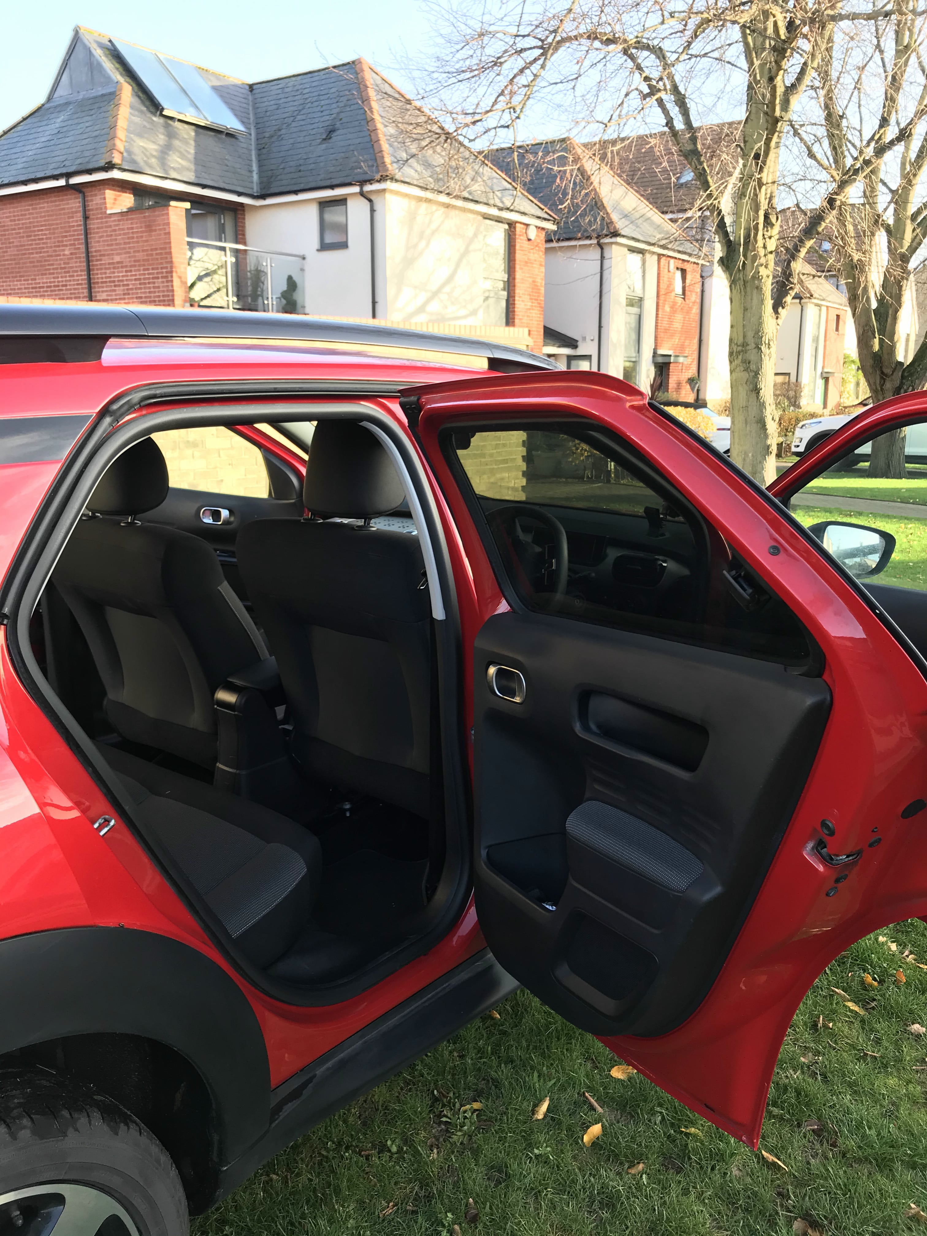 Citroen C4 Cactus 1.6 BlueHDI Flair 5dr Red
