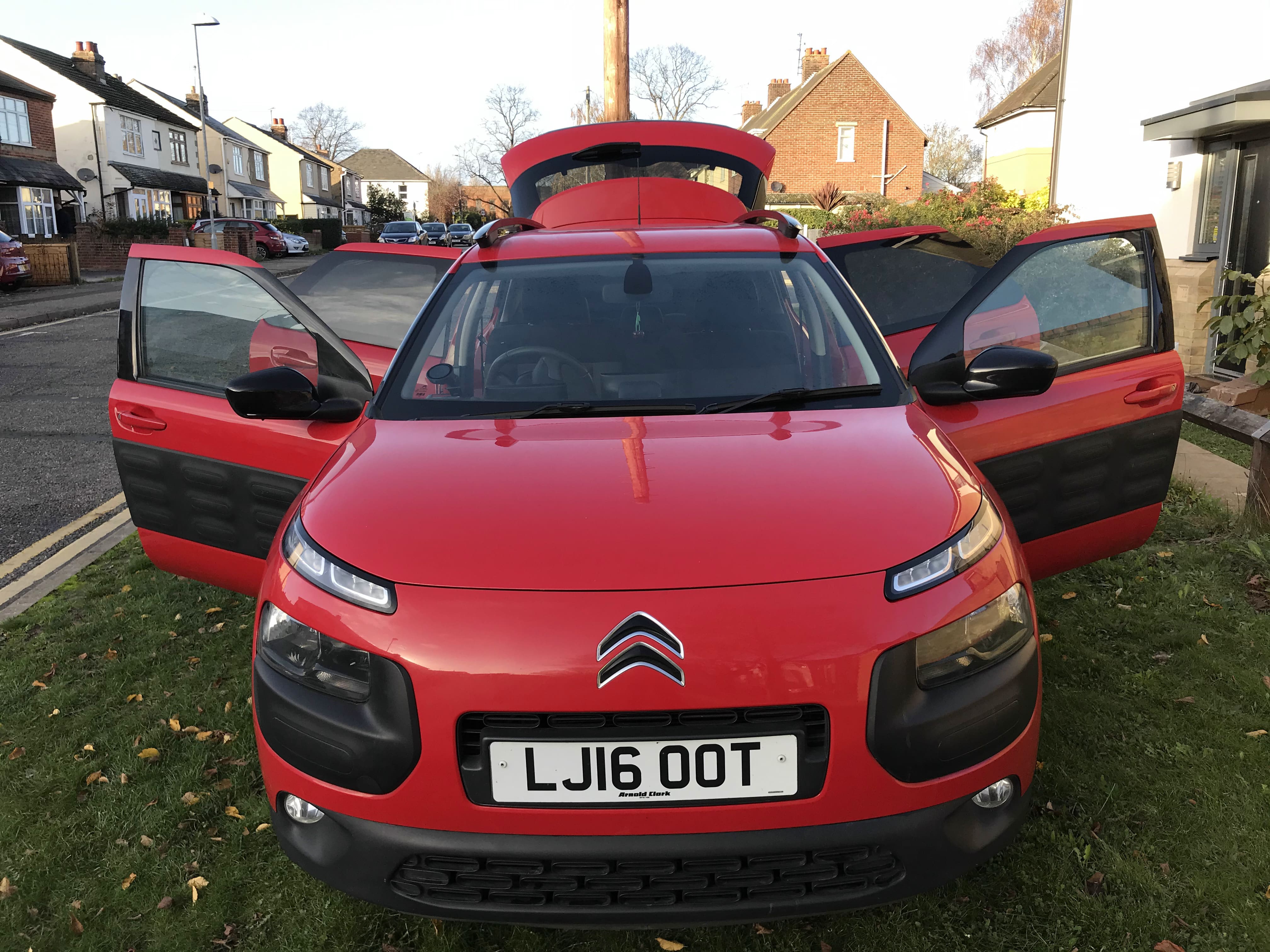 Citroen C4 Cactus 1.6 BlueHDI Flair 5dr Red
