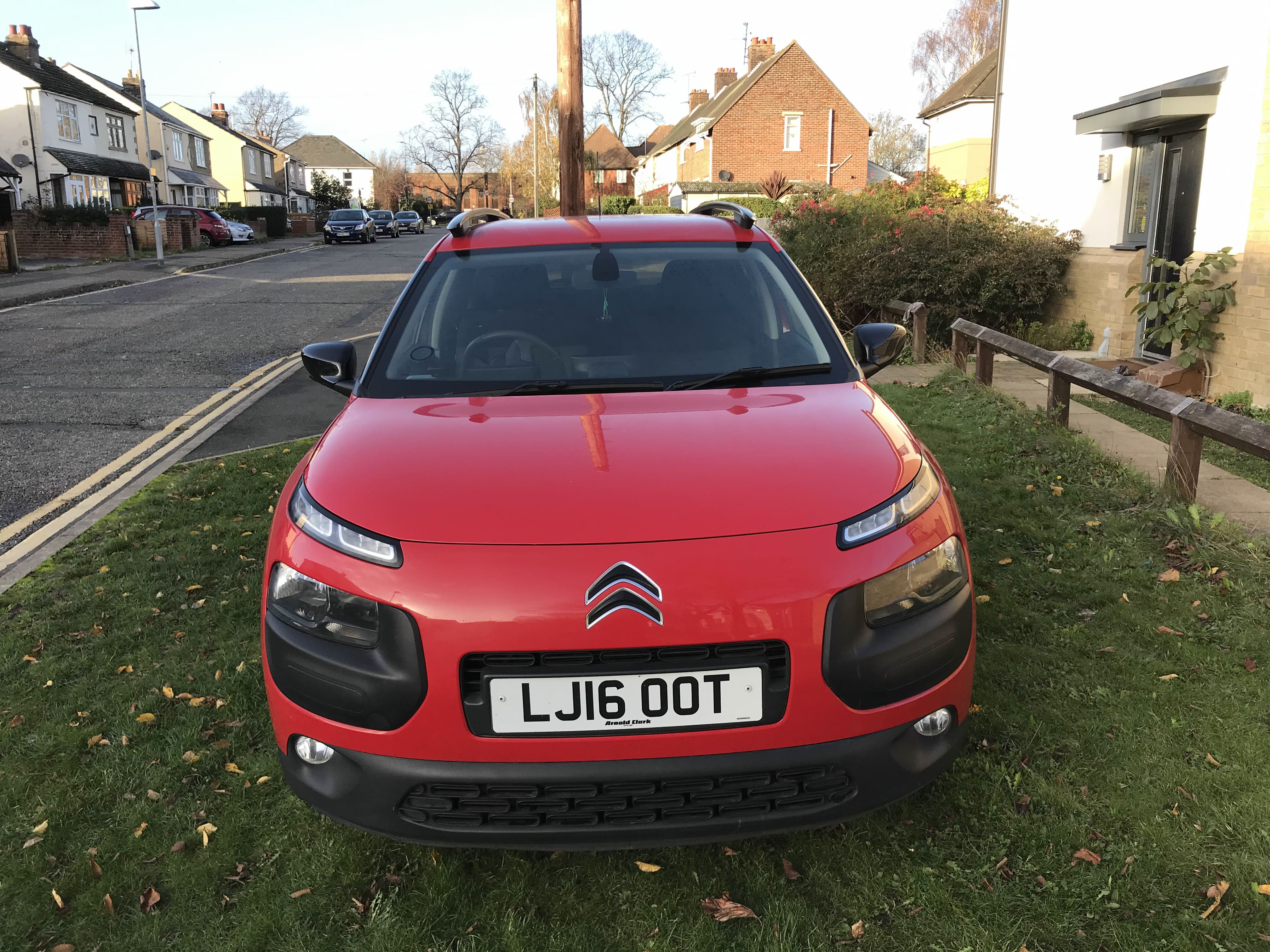 Citroen C4 Cactus 1.6 BlueHDI Flair 5dr Red