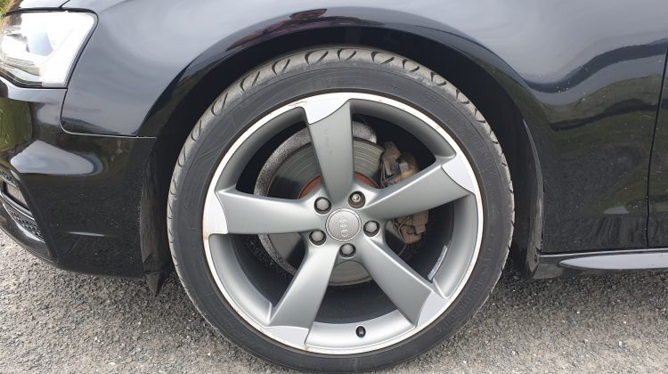 Audi a4 s line black edition