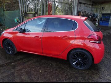2015 Peugeot 208ure Hatchback
