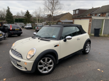 MINI COOPER CONVERTIBLE 1.6