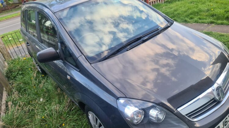 2013 Vauxhall Zafira Mot till Oct 2023 perfect engine smooth drive.