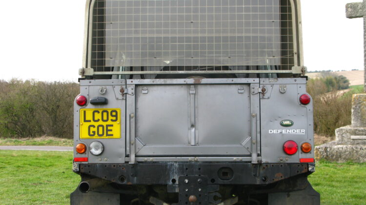 **NO VAT Defender 110 XS Double Cab Pick Up**