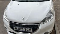 Peugeot 208 1.0 VTi Active White 2013 (63)