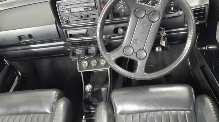 Volkswagen Golf cabriolet convertible