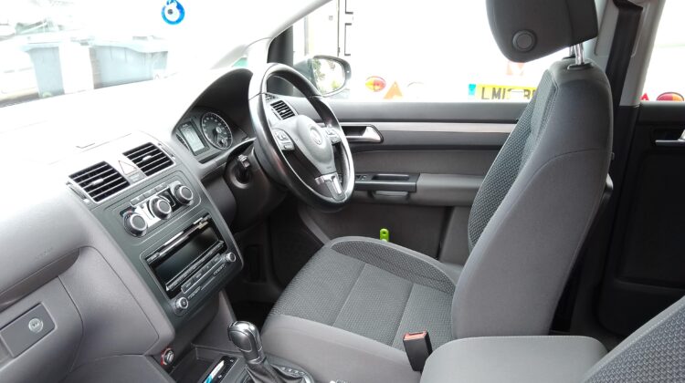 VW Touran 1.6 SE TDI DSG Automatic 2013 Low Mileage