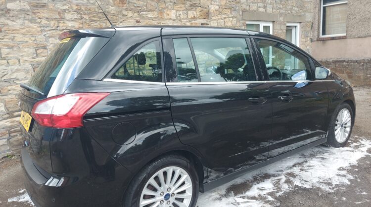 Ford Grand C-max Titanium 7-seater 2016 1.5litre diesel