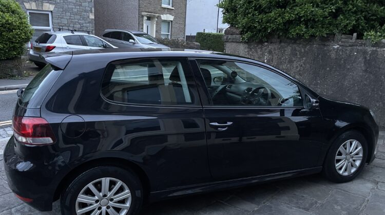 Volkswagen, GOLF, Hatchback, 2010, Manual, 1598 (cc), 3 doors