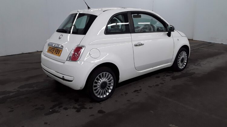 FIAT 500 POP. 2009 76700 Miles, New Tyres with Alloy wheels, Sunroof. New MOT 2024.