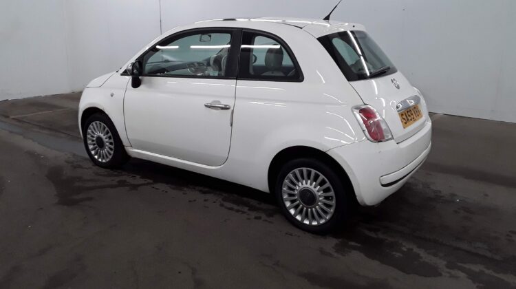 FIAT 500 POP. 2009 76700 Miles, New Tyres with Alloy wheels, Sunroof. New MOT 2024.