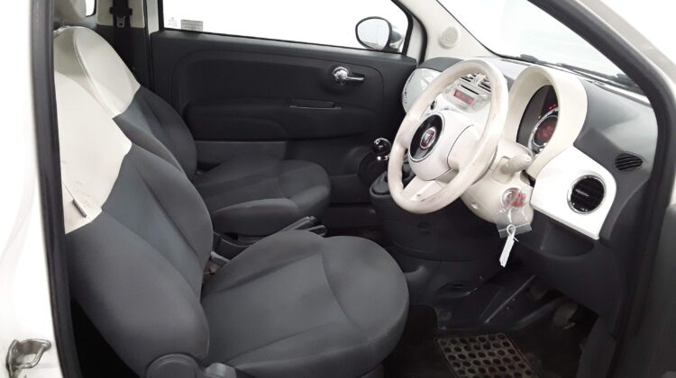 FIAT 500 POP. 2009 76700 Miles, New Tyres with Alloy wheels, Sunroof. New MOT 2024.