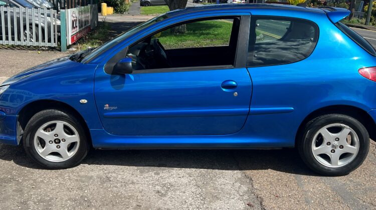 Peugeot 206