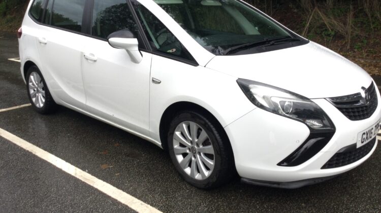 Zafira tourer 1.6 diesel for sale