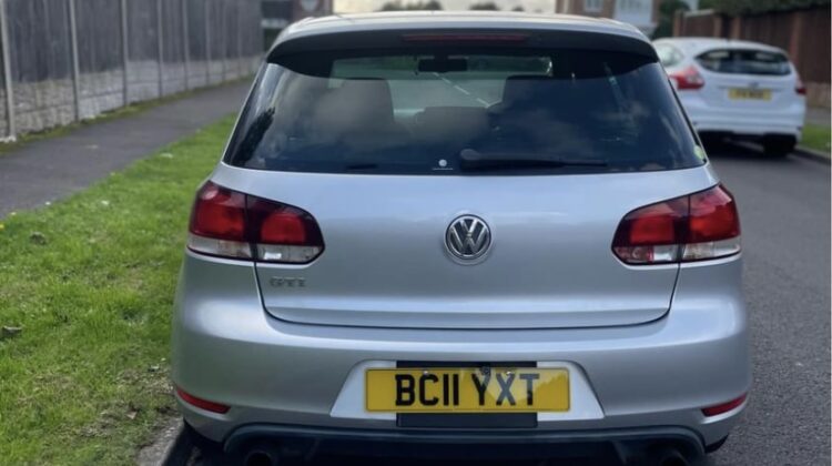 Volkswagen Golf GTI