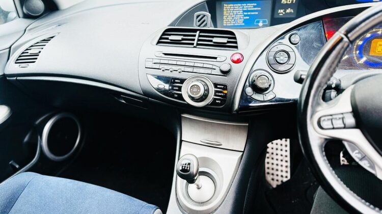 Honda, CIVIC, Hatchback, 2006, Manual, 1799 (cc), 5 doors, Fresh MOT until Jan 2025