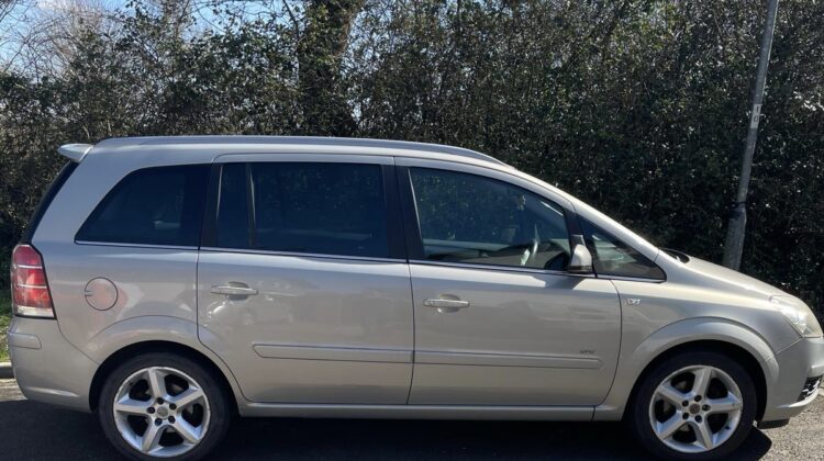 Vauxhall Zafira 1.8 i sri 2006