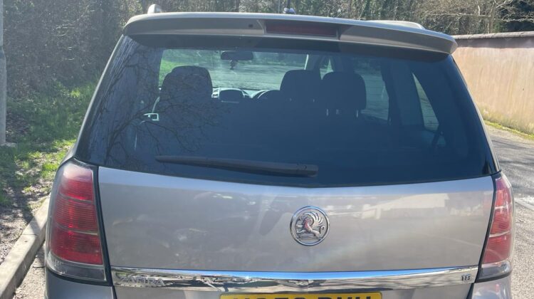 Vauxhall Zafira 1.8 i sri 2006