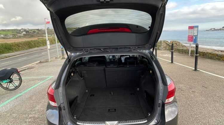 Hyundai I40 | EX69WYU Estate (2015 – 2020) 1.6 CRDi SE Nav Tourer 5dr Diesel Manual Euro 6 (s/s) (136 ps)