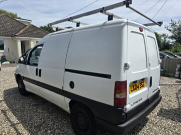 Citreon dispatch 1.9d low miles