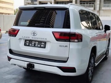 2022 Toyota Land Cruiser GXR 3.5 twin turbo