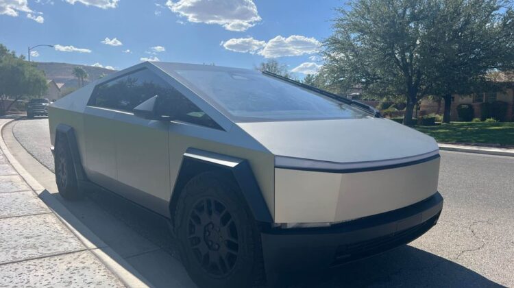 2024 Tesla Cybertruck
