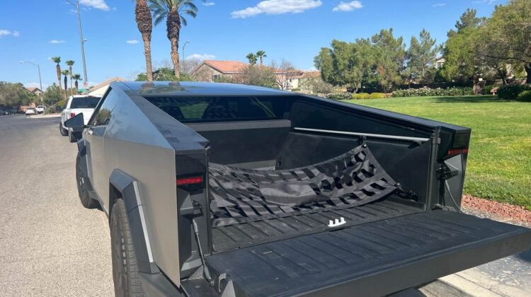 2024 Tesla Cybertruck