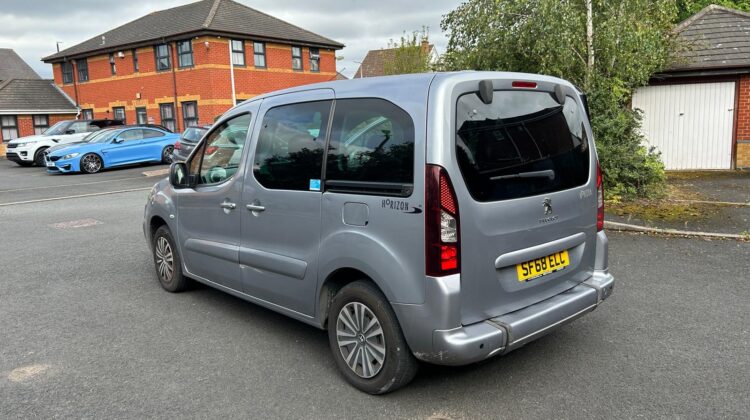 Peugeot Partner WAV Wheelchair Accessible Vehicle, 5 Seats, Auto