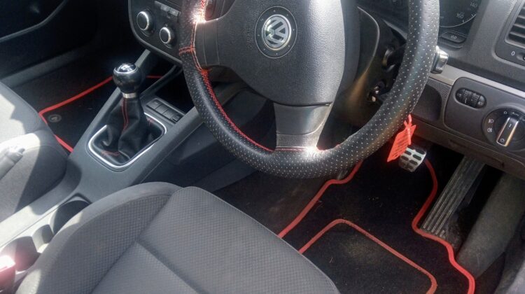 VW GOLF GT TDi 2005 Black manual transmission