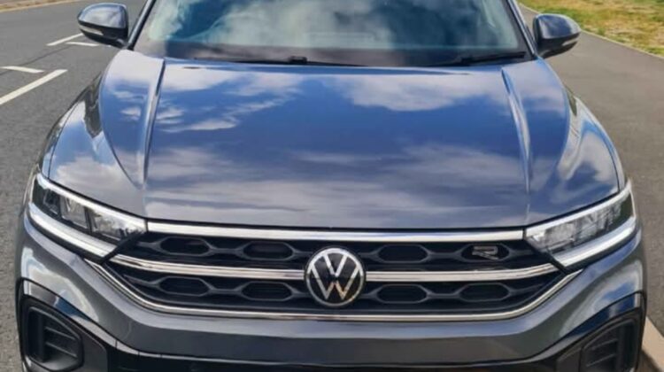 Volkswagen, T-ROC, Hatchback, 2022, Semi-Auto, 1498 (cc), 5 doors