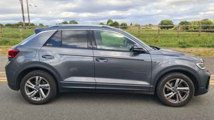 Volkswagen, T-ROC, Hatchback, 2022, Semi-Auto, 1498 (cc), 5 doors