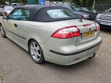 Saab, 9-3, Convertible, 2004, Vector, Turbo 1998 (cc), 2 doors, new MOT