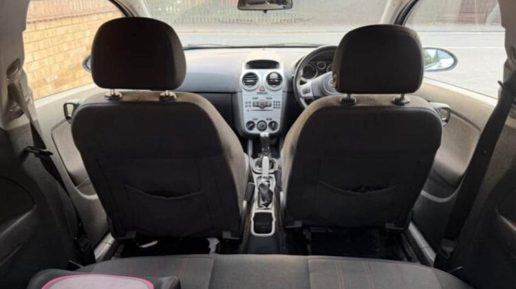 Urgent sale Vauxhall Corsa 1.2 (2010) – FG60 YHW – Long MOT – Well Maintained