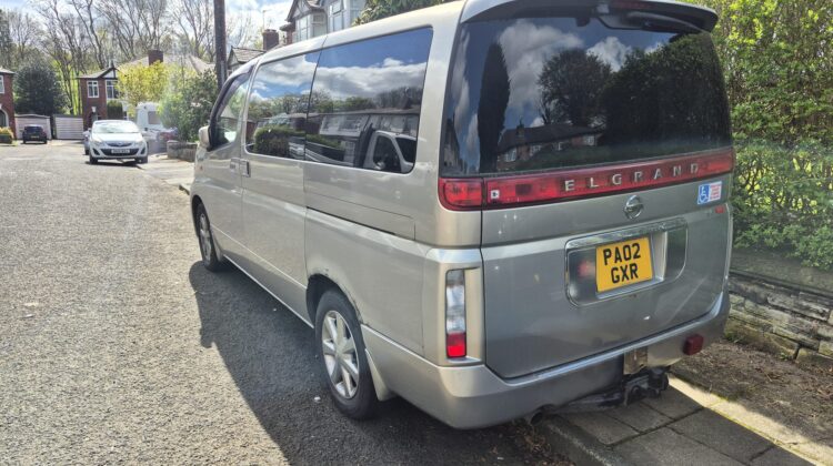 Nissan Elgrand E51