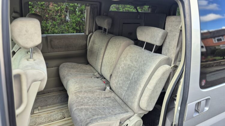 Nissan Elgrand E51