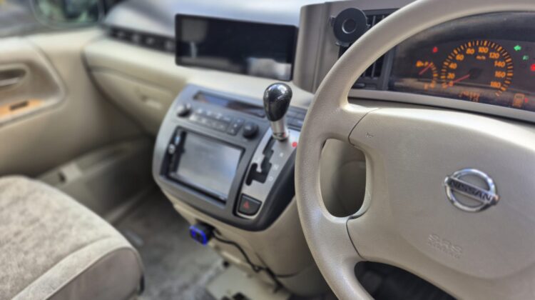 Nissan Elgrand E51