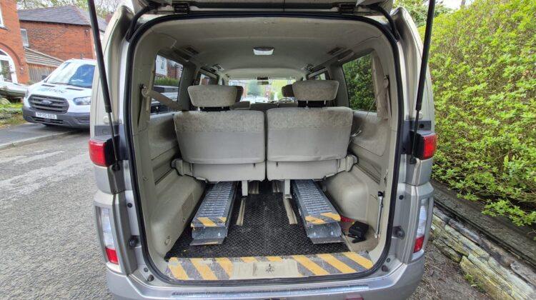 Nissan Elgrand E51