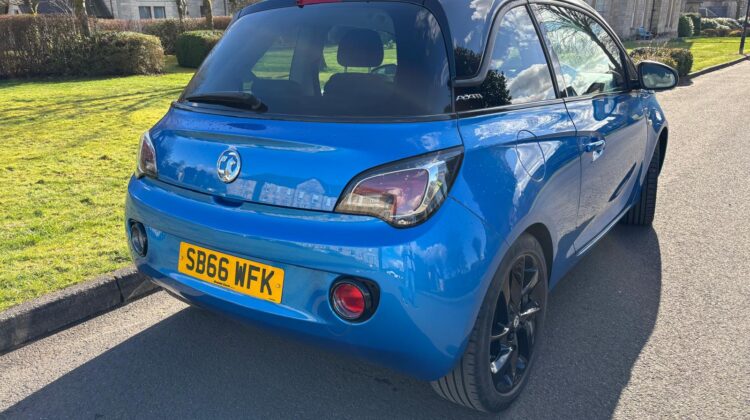Vauxhall Adam 1.2 Energised 2016.