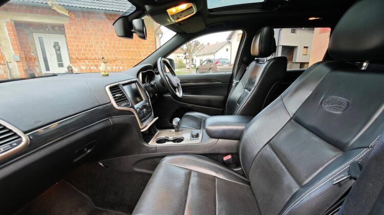 Jeep Grand Cherokee 3.0 CRD V6 – 2014 – Right Hand Drive – UK registered