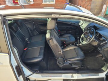 Ford b max titanium x 2015