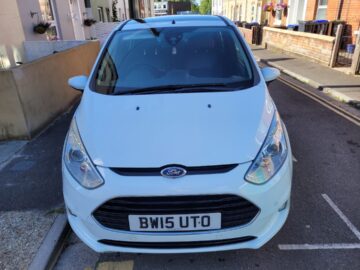 Ford b max titanium x 2015