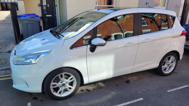Ford b max titanium x 2015